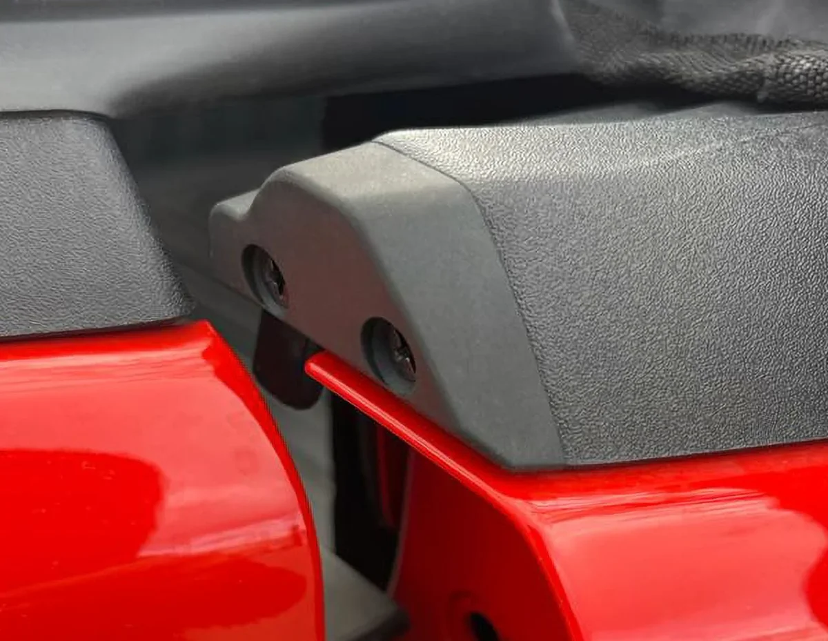 Entretoise caoutchouc espace du hayon Pickup Attitude pour Ford Ranger 06/2022+ – Image 2