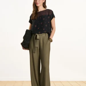 Pantalon droit kaki fluide ceinturé
